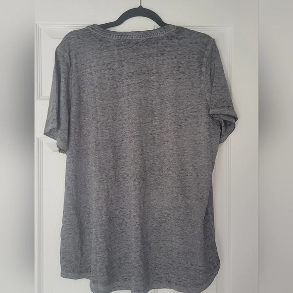 Let's  Explore Canada Graphic Tee - Picture 5 of 6